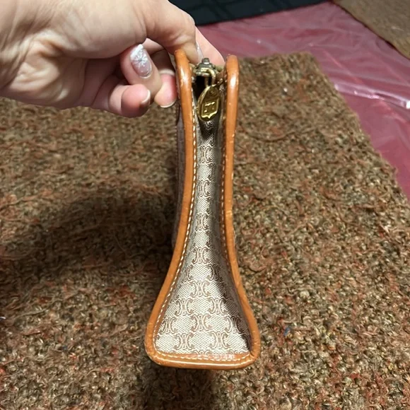 SOLD❤️Authentic Vintage Celine Macadam Small clutch - Picture 4 of 15